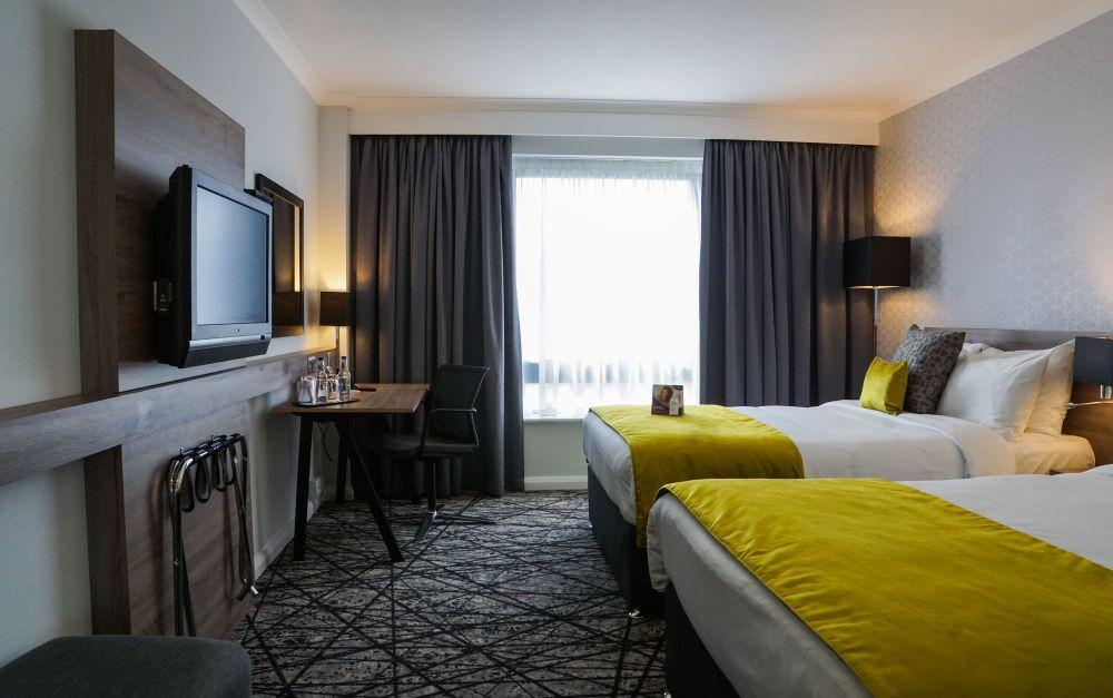 Crowne Plaza Centre By Ihg Hotel