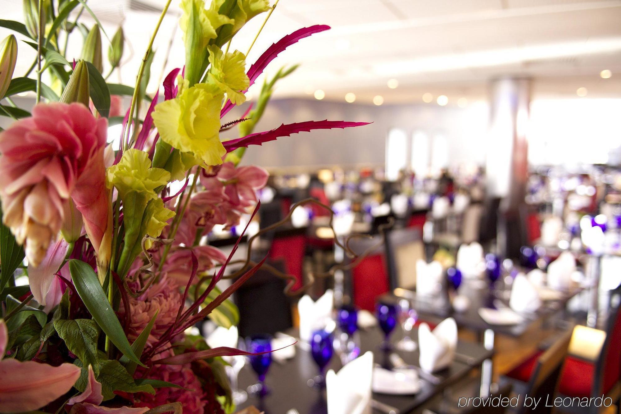 Crowne Plaza Centre By Ihg 4*