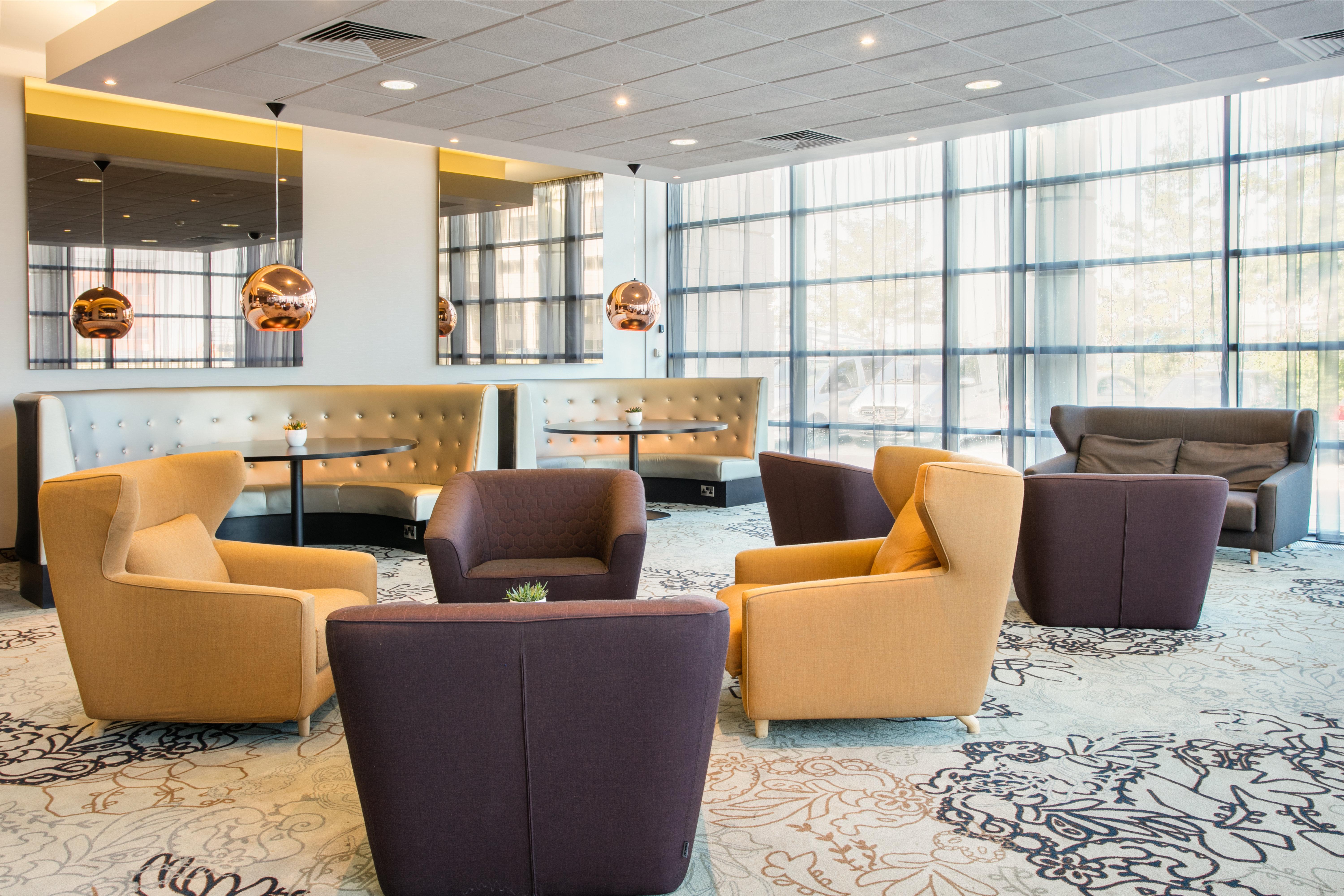 Crowne Plaza Centre By Ihg Hotel 4*
