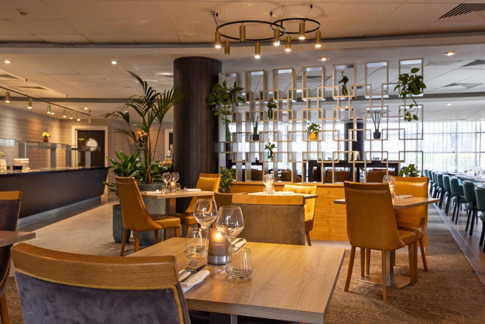 Crowne Plaza Centre By Ihg Hotel 4*