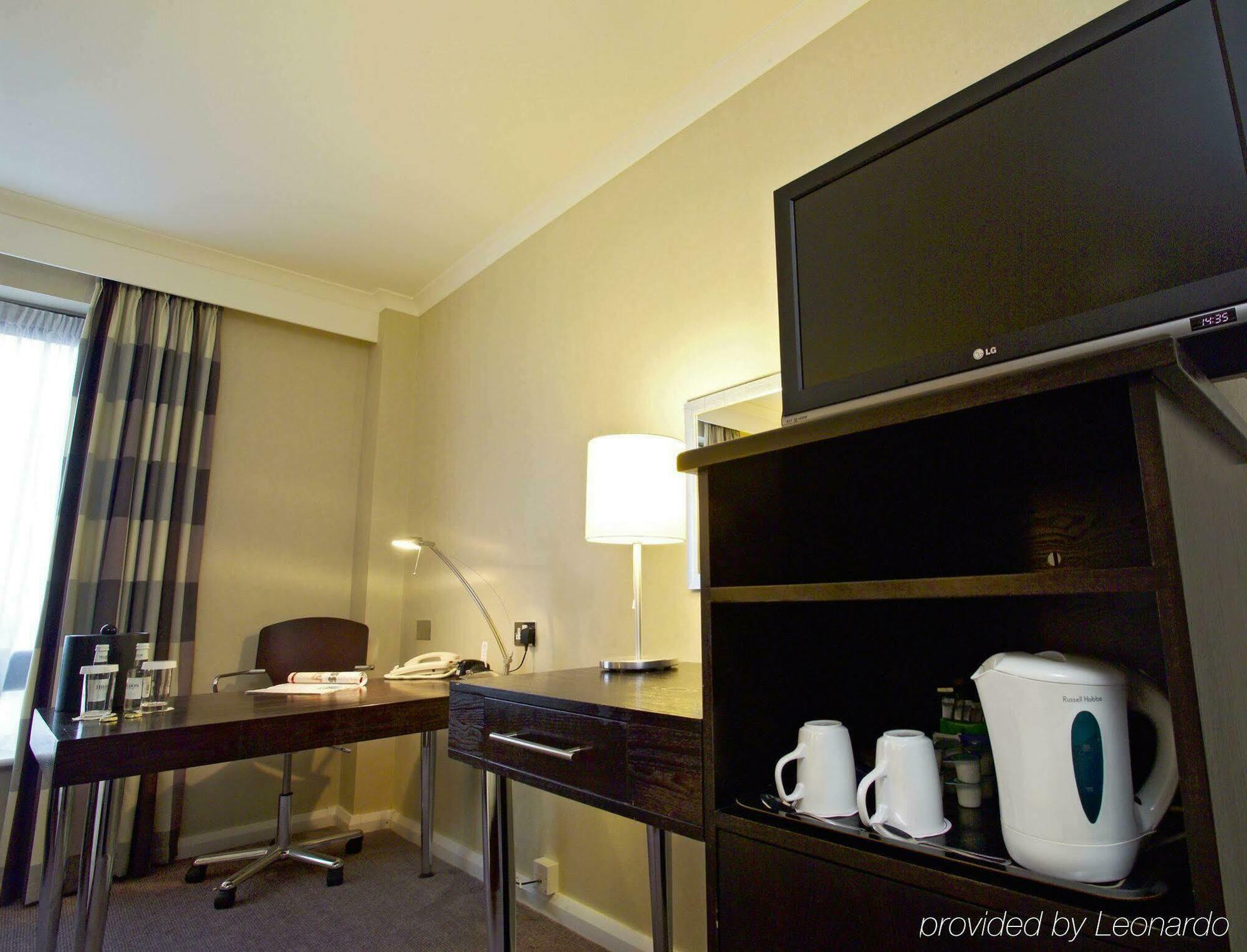 Crowne Plaza Centre By Ihg Hotel 4*